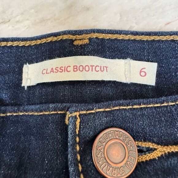 Levi’s Classic bootcut stretch jeans size 6 - Picture 4 of 9